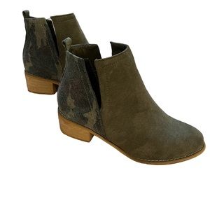 Boutique By Corkys - camo ankle boots